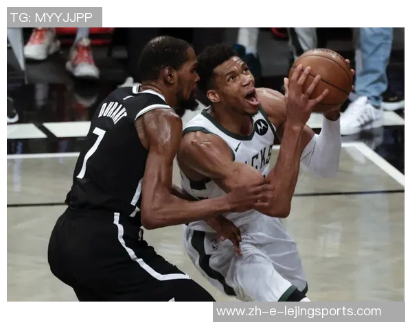 顶尖球星联手外星人挑战宇宙足球赛 展开史诗级对决